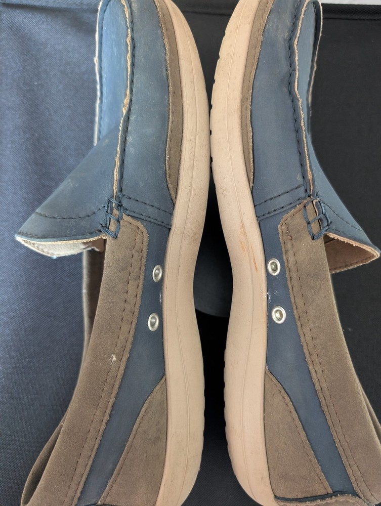 Crocs men blue boat shoes loafers size 11 preppy style great condition 15944