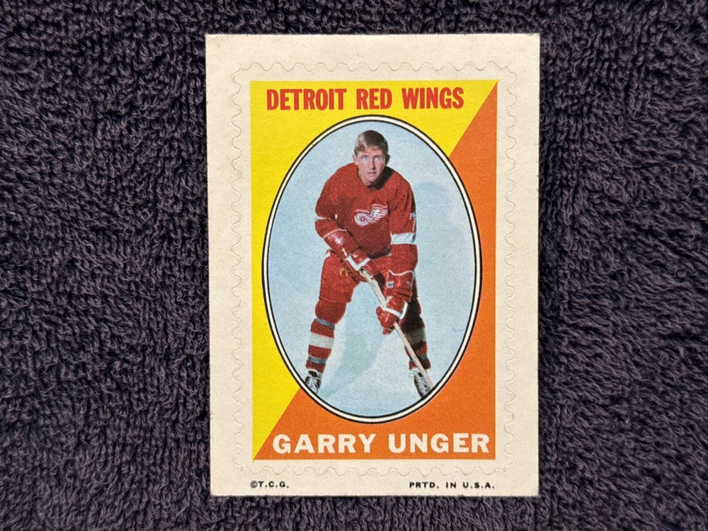 SCARCE 1970-71 O-Pee-Chee Garry Unger Stamp/Sticker, Detroit Red Wings, NICE!