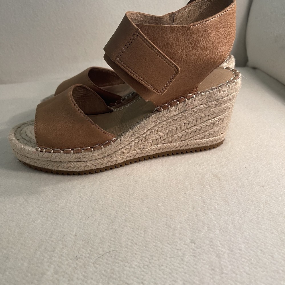 Eileen Fisher Weslia Tan Leather Wedge Espadrille Sandals Size 5.5 M
