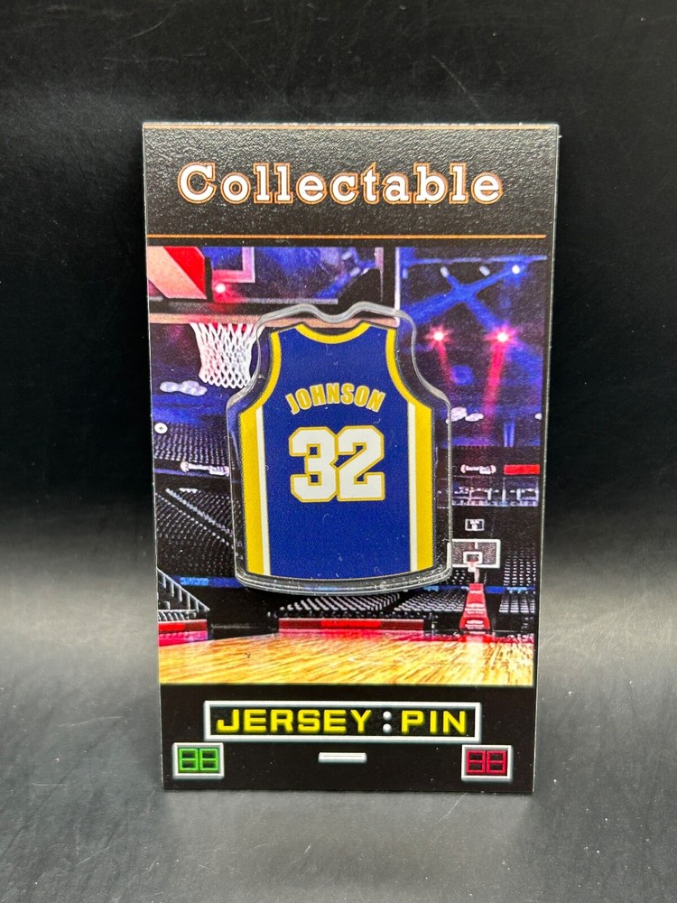 Magic Johnson Lakers Jersey Lapel Pin Classic Showtime Collectible