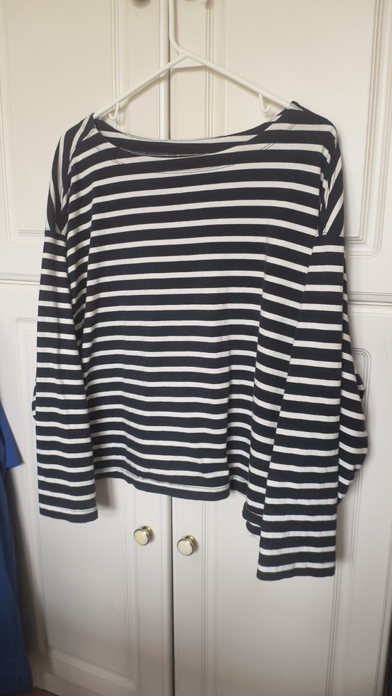 Old Navy Shirt Women's 2X Black and White Stripe Relaxed Plush Long Sleeve (O2