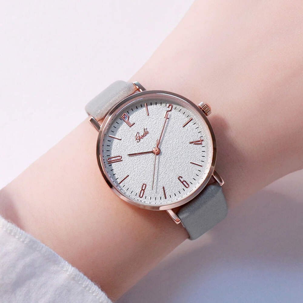 Gypsophila Women's Casual Waterproof Quartz Watch with Leather Strap and Stainle