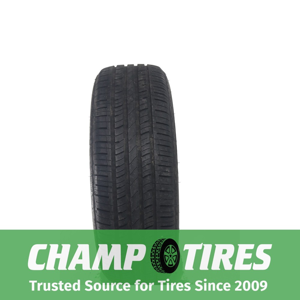 Set Of 2 P225/60R18 Mastercraft Stratus AS 100 H Used 6/32nds