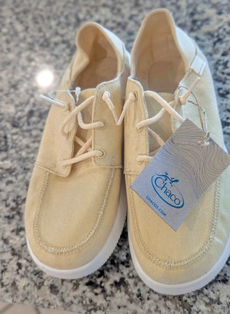 Chaco Chillos Yellow Canvas Slip-Ons Women's Size 9 Summer Melon NWT
