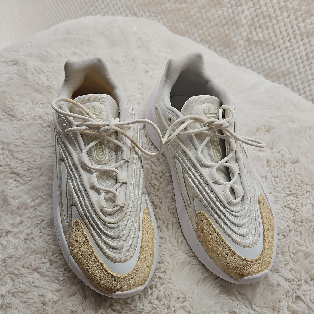 Size 6 - adidas Ozelia Triple White W