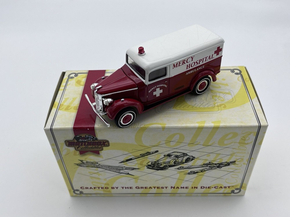Matchbox YYM38058 1937 GMC Mercy Hospital Ambulance 1:3 Scale 1999 Release