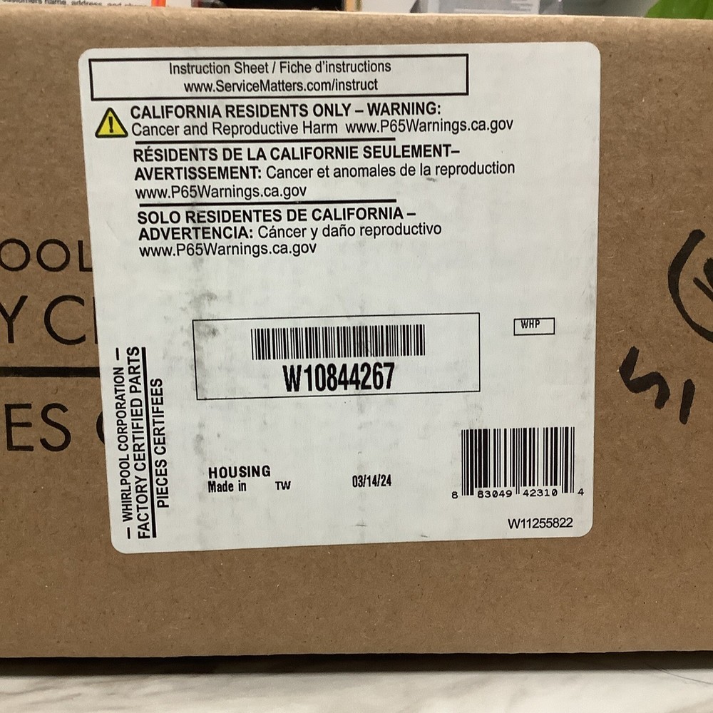 New Genuine OEM Whirlpool Refrigerator Water Filter Housing W10844267