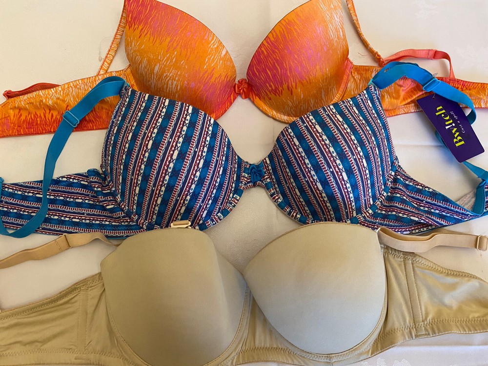 CLEARANCE SALE BWITCH WOMEN'S  UNDERWIRED T-SHIRT BRA SIZE 36B, 36Dx 2-image