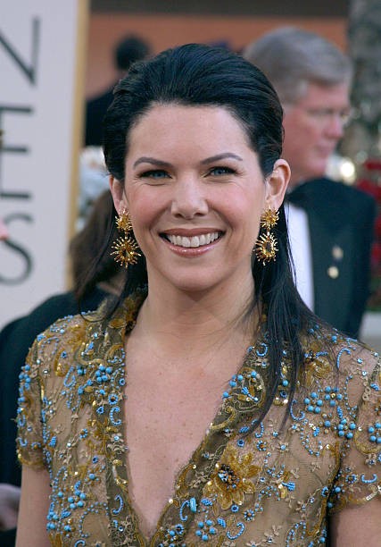 Lauren Graham arriving for the Golden Globe Awards at the Beverly - Old Photo