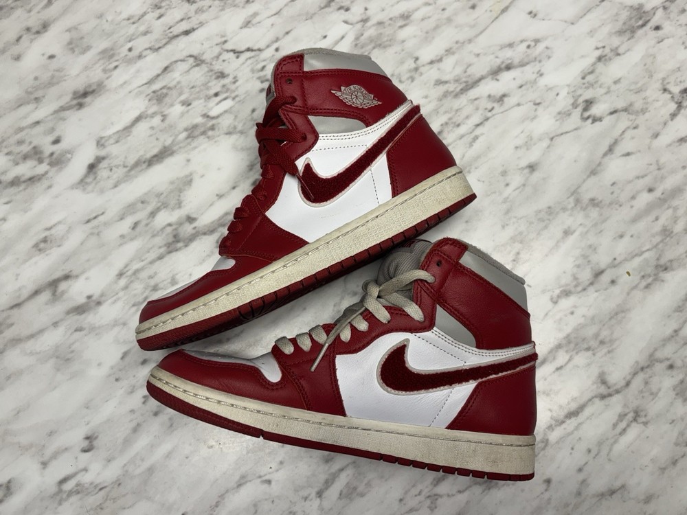 Air Jordan 1 High OG Womens Sneakers Black White Varsity Red Size 8 Basketball
