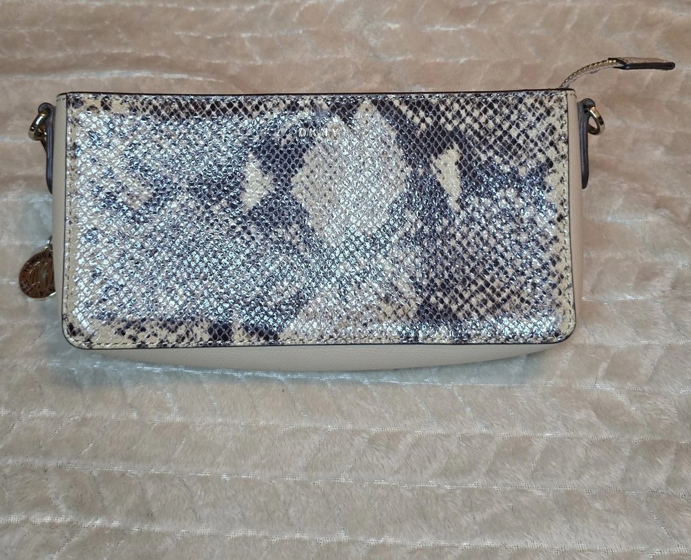 DKNY 2017 Womens Snake Print Cosmetic Wallet with Detachable Keychain