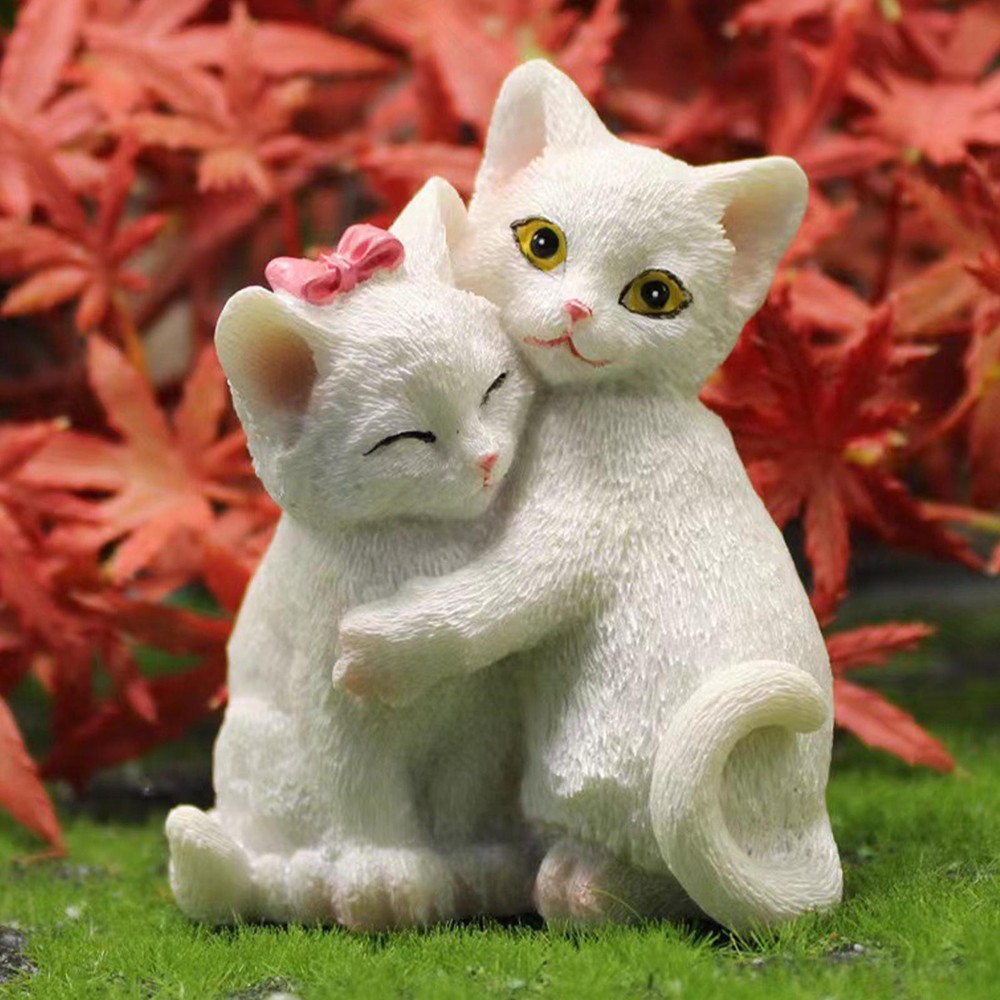 Cat Couple Statue Resin Animal Sculpture Animal Ornaments Modern Home Decoration