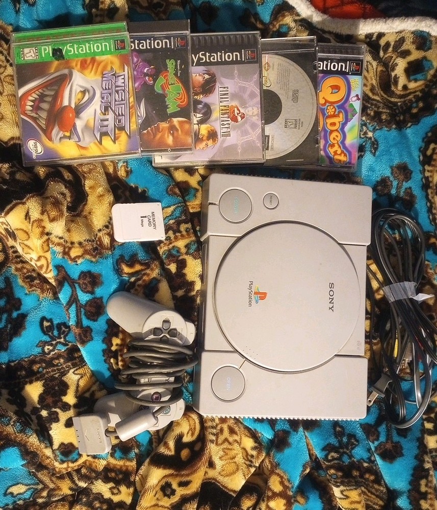 Sony PlayStation 1 Gray Console System with Games Controller and Cables