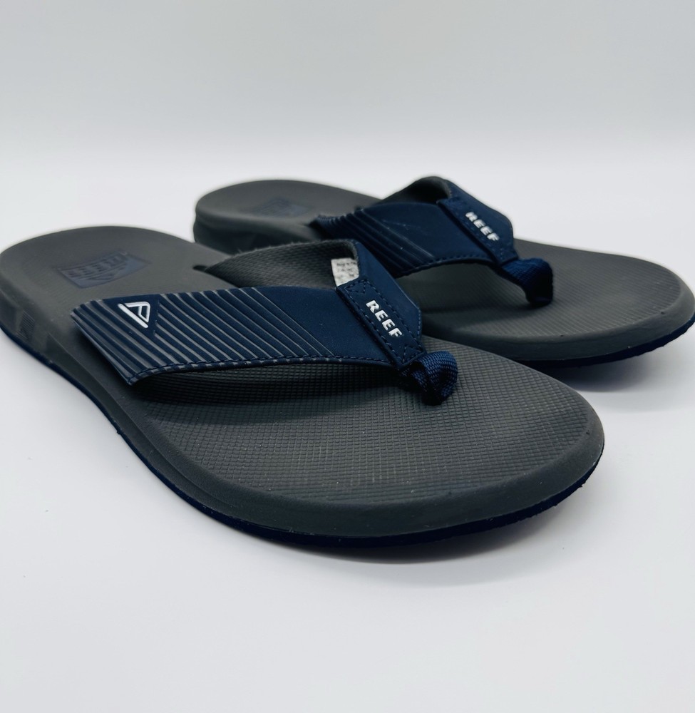 Reef Men's Phantom 2 Flip Flop Sandals - Size 8 Navy Blue