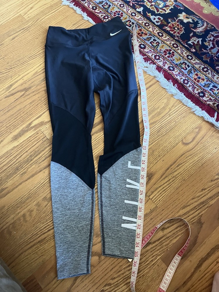 Dri-Fit Women Performance Mesh Accent Leggings - Black - Small