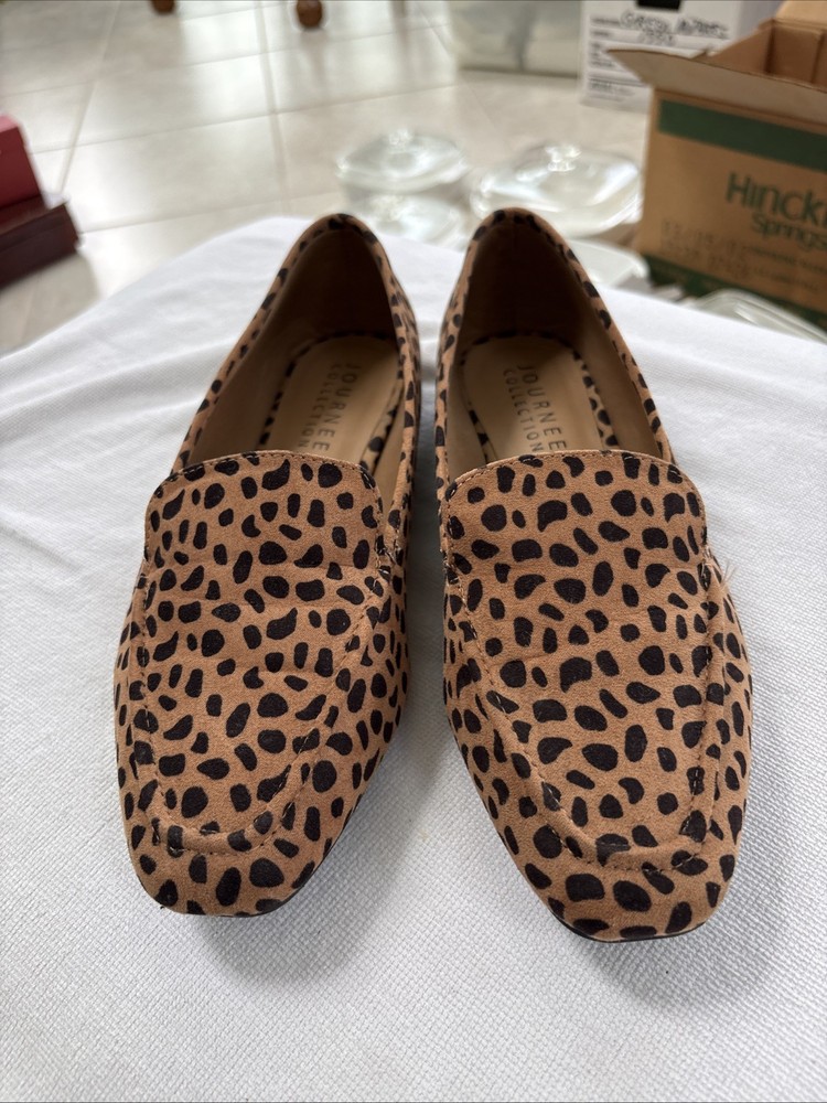 womens shoes size 10 Journee Collection Slip Ons
