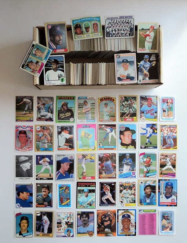 300 Vintage Baseball Cards Rookies Stars 1970's - 1980's - $14.99 FLASH SALE-image