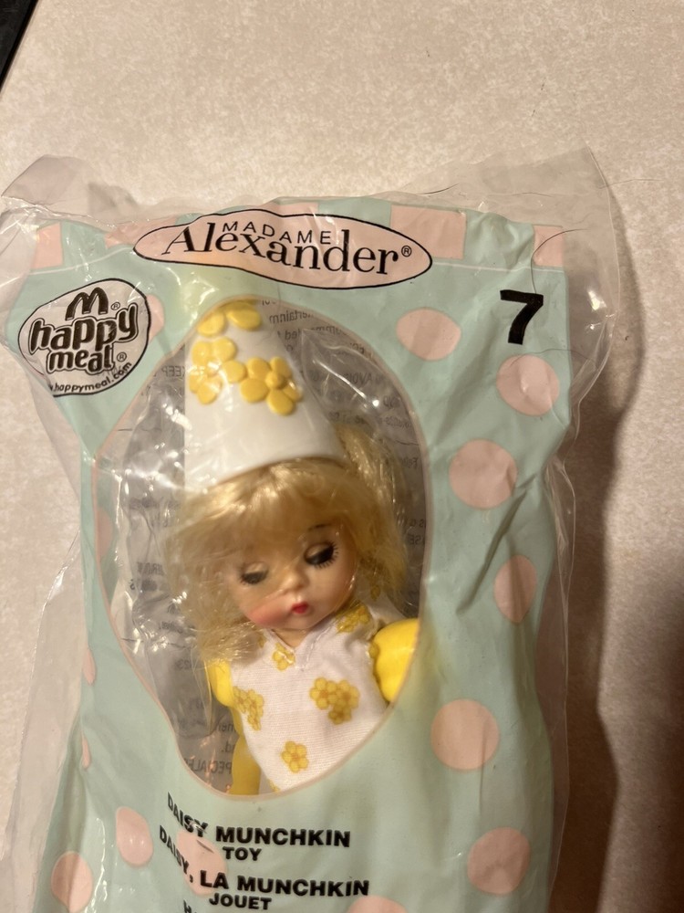 McDonalds Happy Meal 2007 Madame Alexander Daisy Munchkin #7  Doll Toy