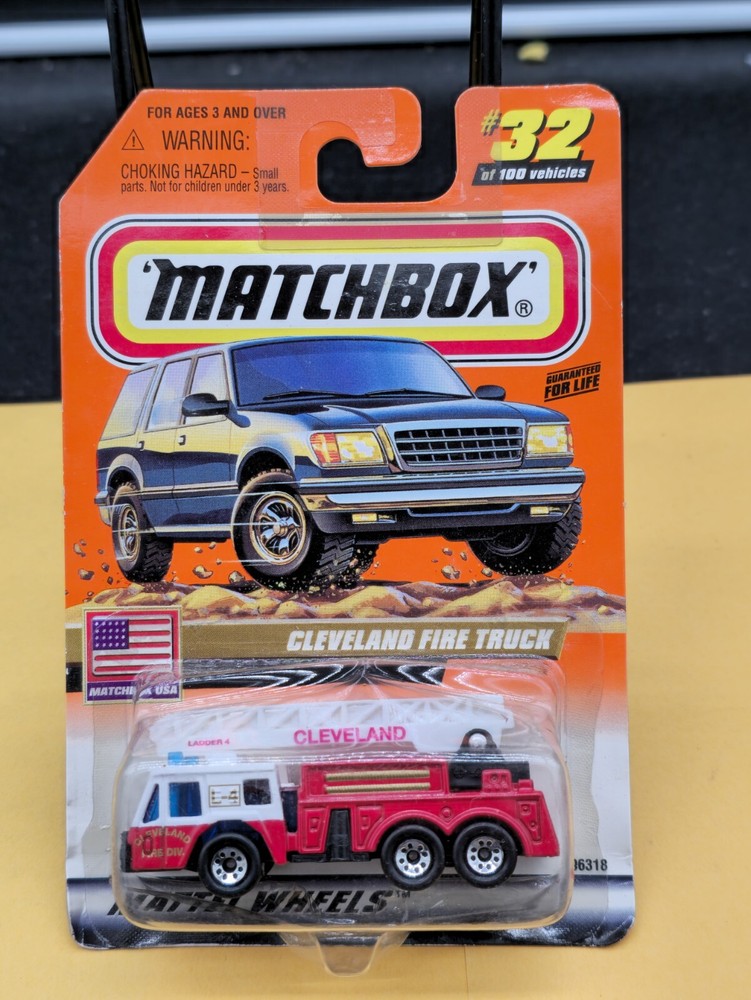 Matchbox #32 Cleveland Fire Truck Red MB USA Series 2000