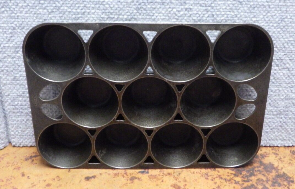 Vintage Griswold Cast Iron Muffin Pan No. 10 Erie PA USA 949 BK