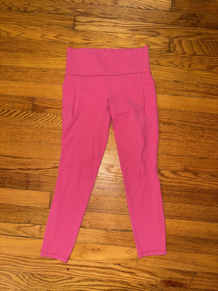 Athleta Salutation Stash Pocket 7/8 Legging with Hidden Pockets