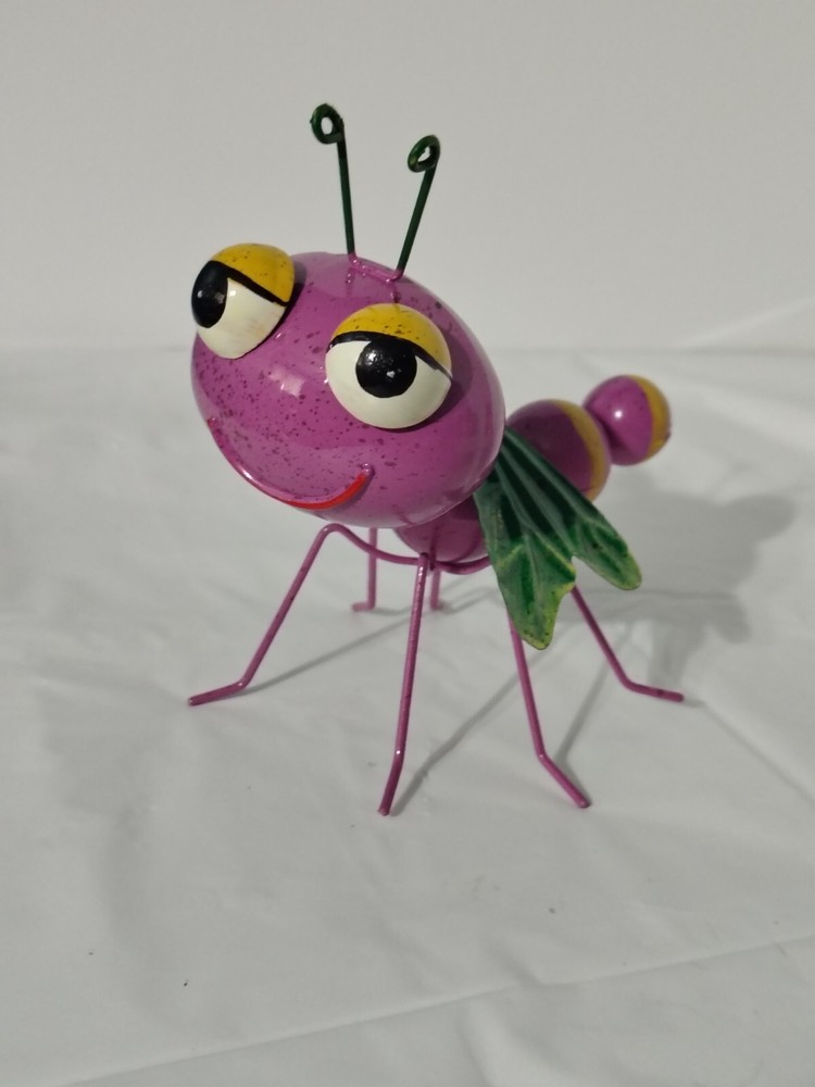 Multicolored Metal Flying Bug Insect Statue for Cute Garden Decor