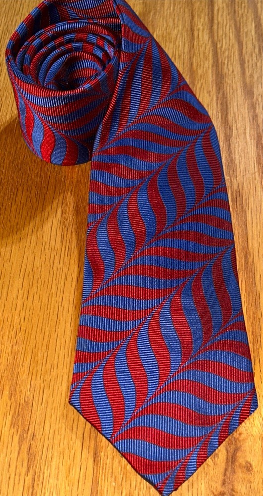 Vintage Turnbull & Asser London England Mens Tie Red & Blue Wavy Lines 100% Silk