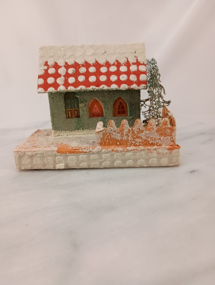 Vintage Green Christmas Putz House ~ Red Roof ~ Sponge Tree ~ Japan