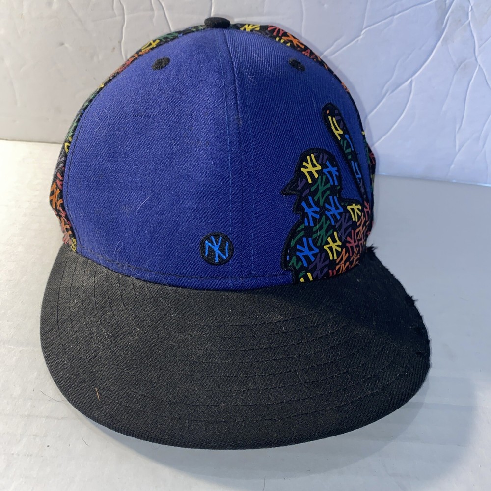 New York Yankees Rare New Era Fitted 7 5/8 Blue With Multi Color Logos