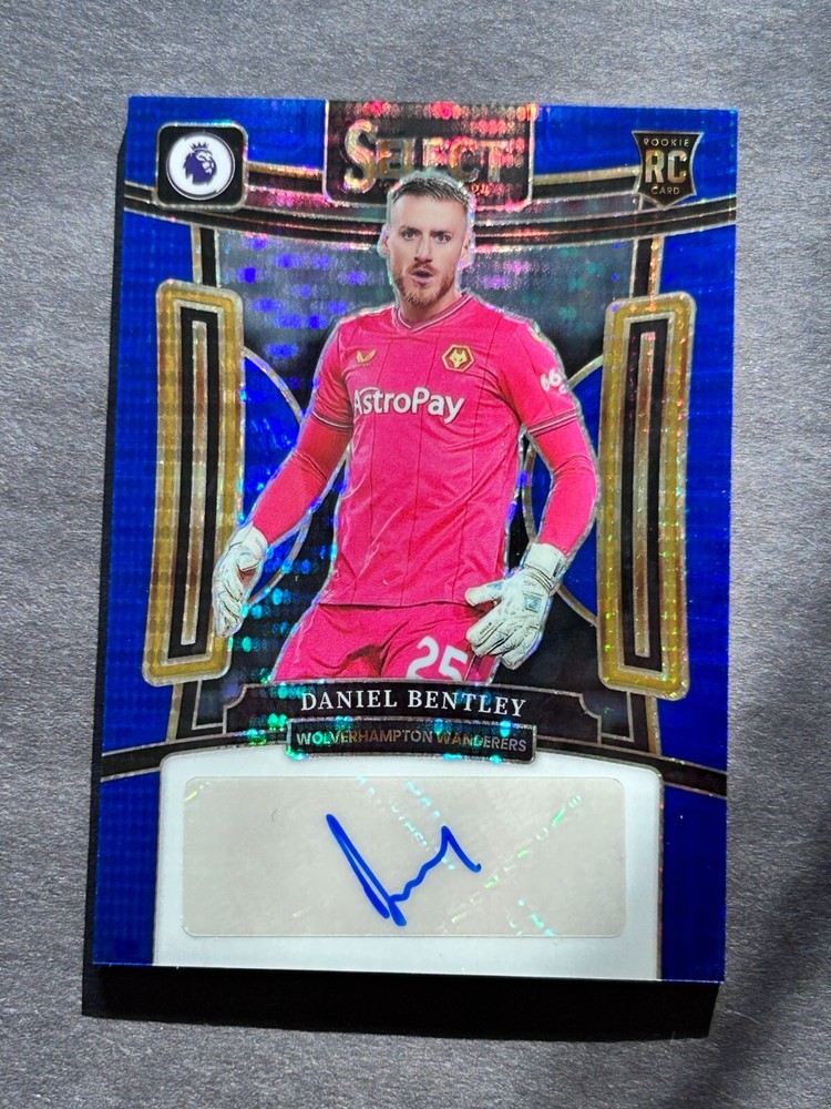 2023-24 Panini Select Premier  - Signatures Daniel Bentley Blue Pulsar Prizm