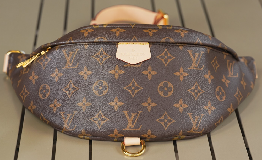 Louis Vuitton Monogram Canvas Bumbag Crossbody Like New Condition