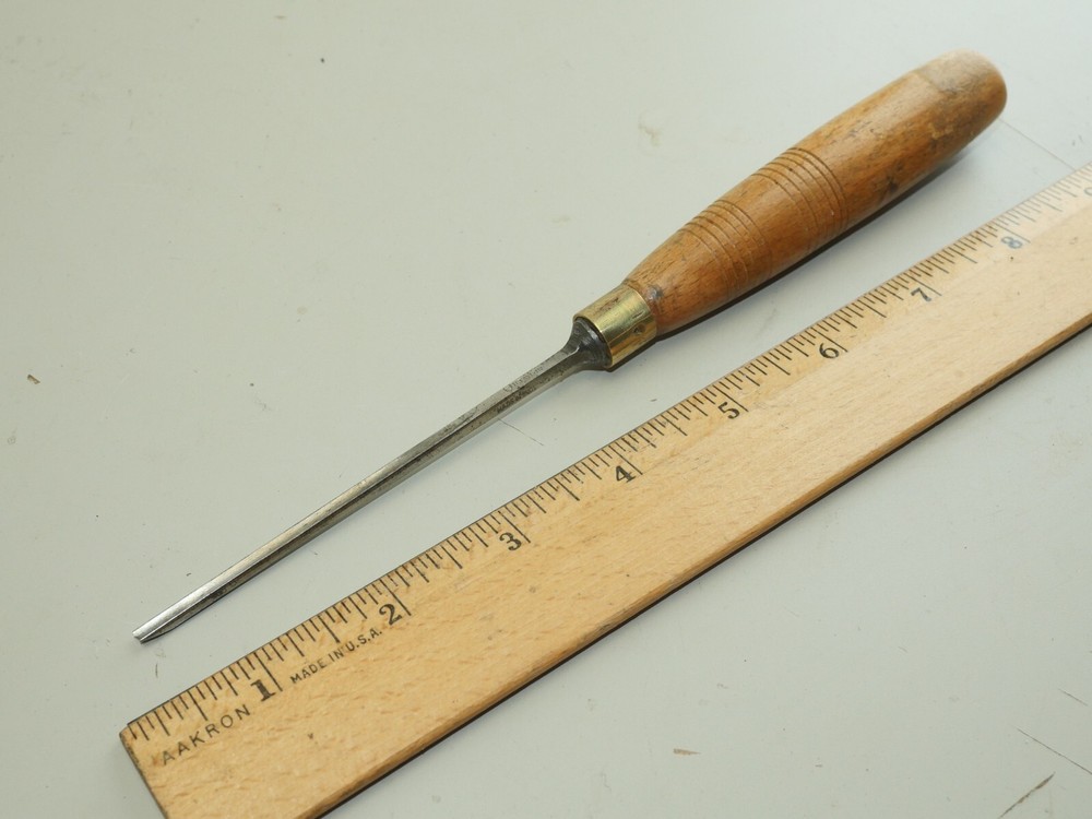 Old wood carving tools Vintage Henry Taylor 1/8