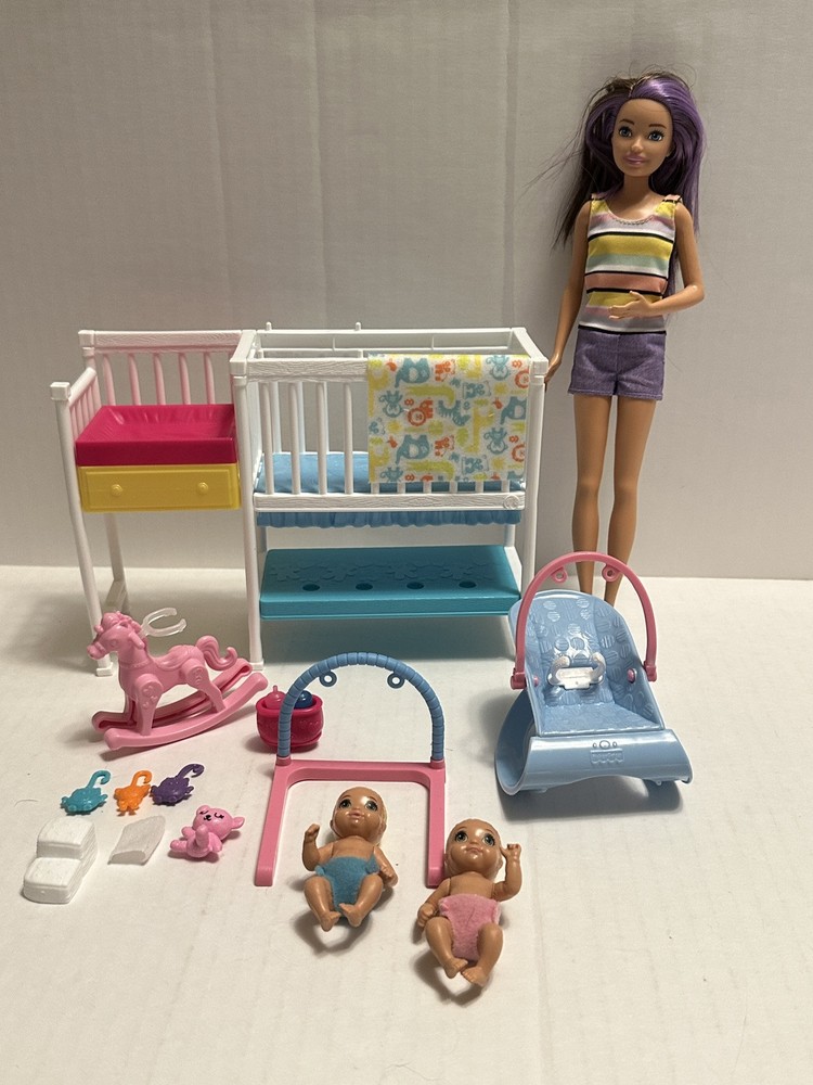 Barbie Skipper Babysitters Inc Nap n Nurture Nursery Playset with Brunette Doll