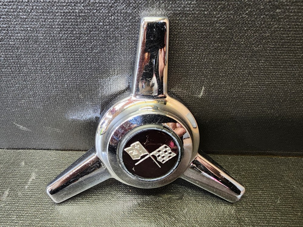 Vintage Chrome Chevrolet 3 Bar Tri Spinner Wheel Cover Center Cap Metal
