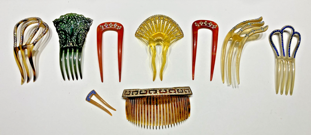 Lot of Vintage Antique Celluloid Bakelite Tortoise Ladies, Women's Hair Combs
