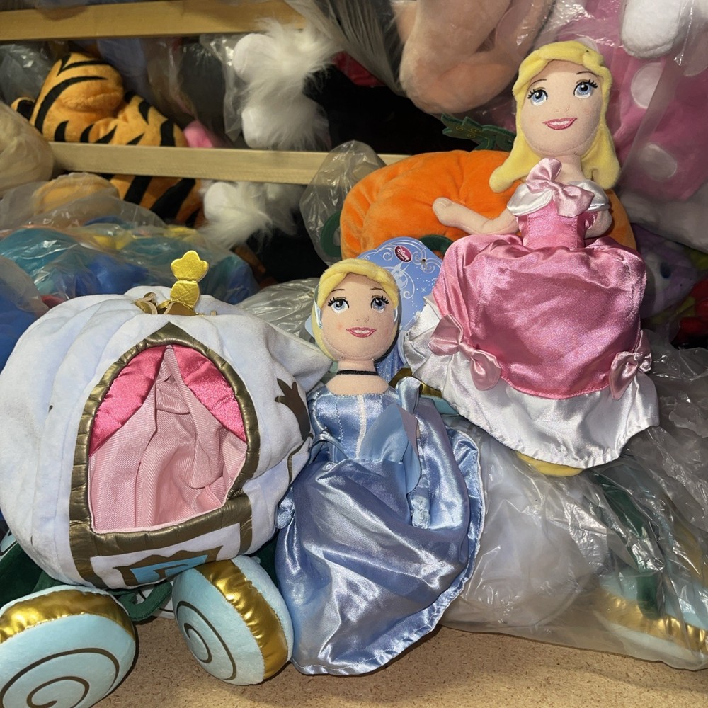 Disney Store Cinderella Plush Doll carriage transforming Pumpkin New