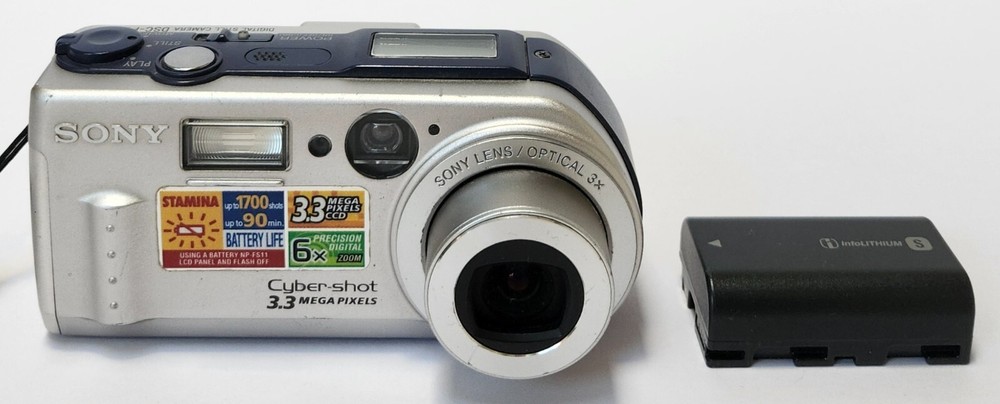 Sony Cyber-Shot DSC-P1 3.3MP Silver Digital Camera Untested with Battery
