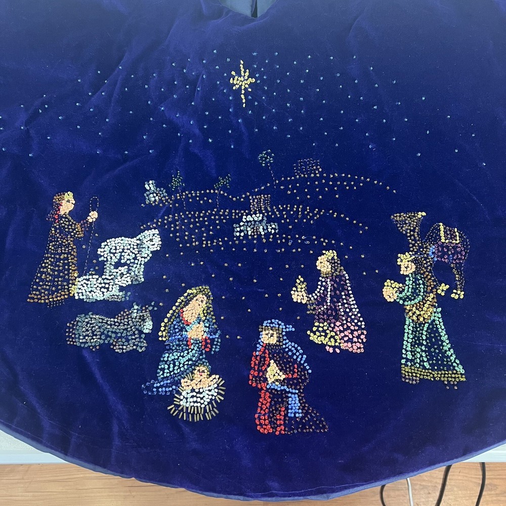 VELVET HAND BEADED SEQUIN NATIVITY SCENE PURPLE CHRISTMAS TREE SKIRT