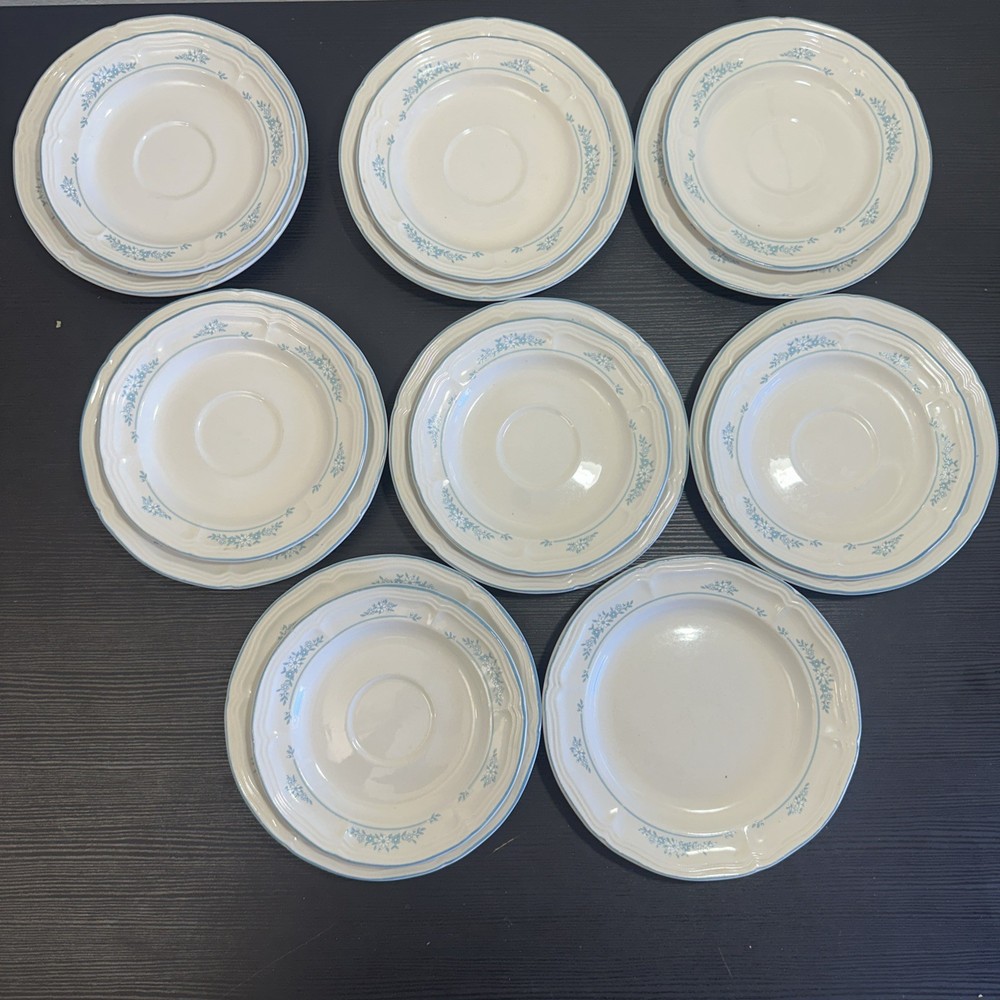 Blue Floral Vineyard Brick Oven Stoneware Salad Plate Set 7 5/8