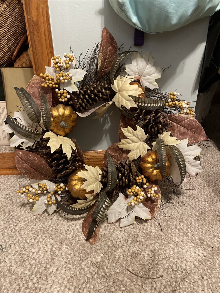 Seasonal Wreath-image