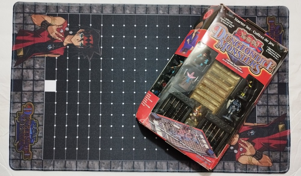 Yugioh Dungeon Dice Monsters starter set & Custom Playmat Stitched Edges