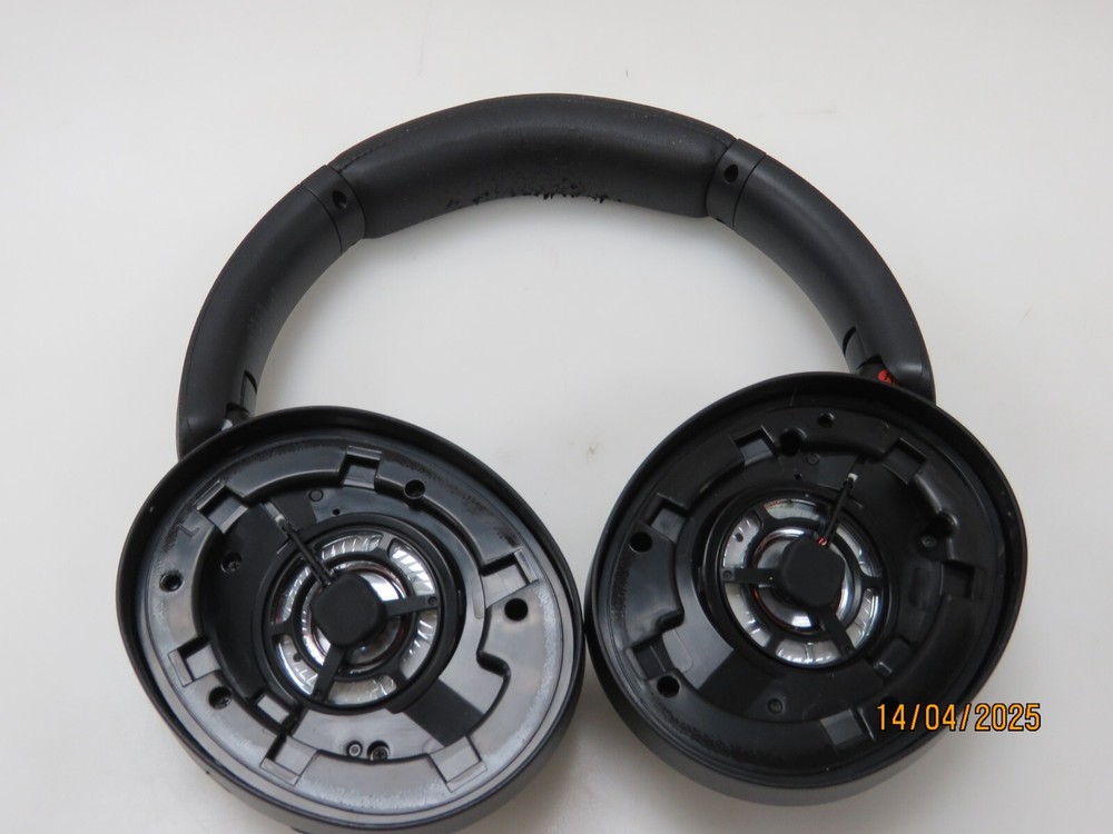 Sony WH-XB910N Wireless Noise Cancelling Headphones Missing Ear Pads DD275
