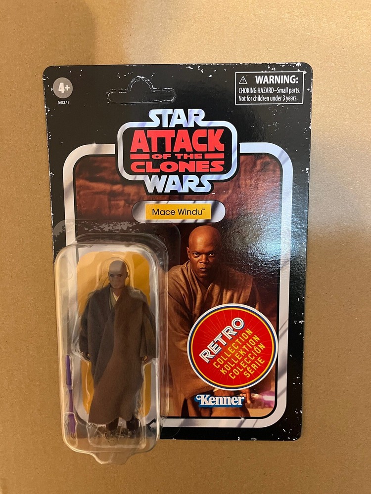 Star Wars Retro Collection Attack of the Clones Mace Windu Hasbro NEW MOC