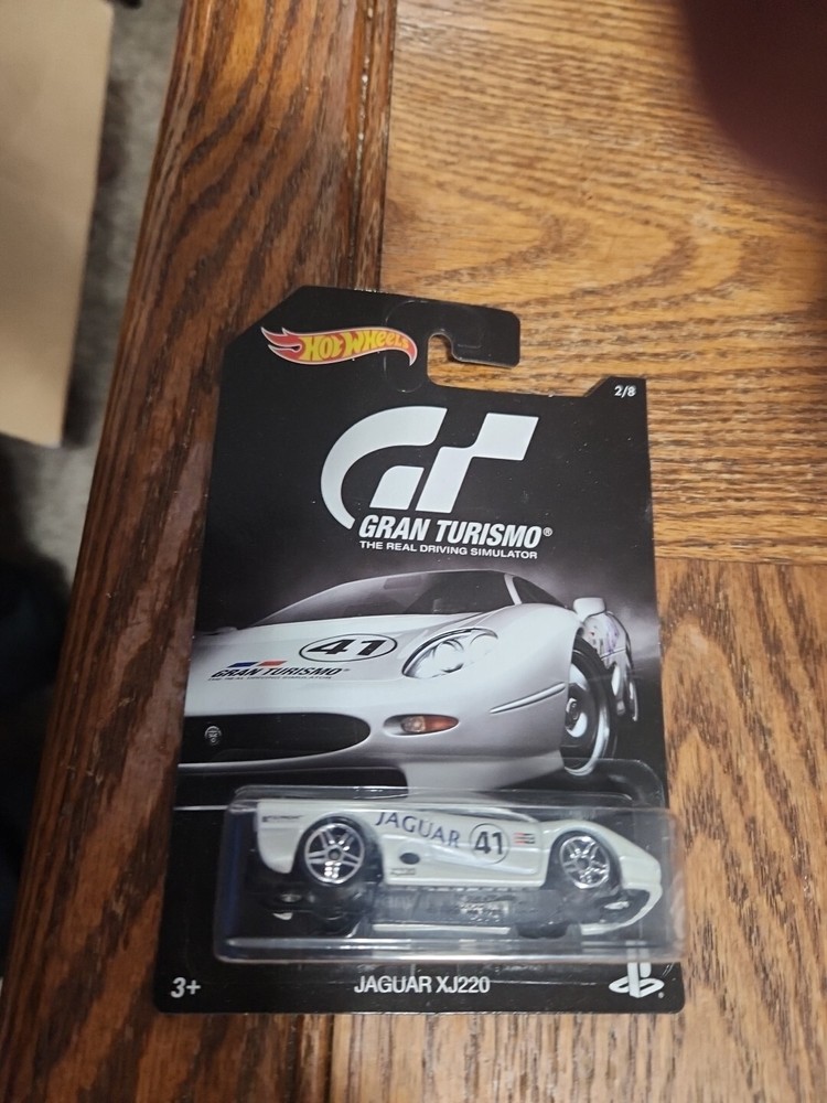 2016 Hot Wheels Jaguar XJ220 White Gran Turismo 1:64 Scale Diecast Car DJL14