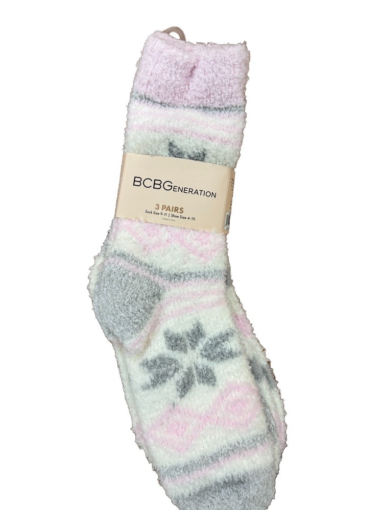 BCBG Socks Women’s 9-11 Pack Of 3 Winter Fuzzy High Cut Socks Multicolor 4-10