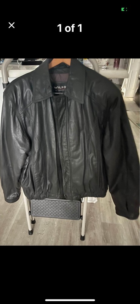 Men's Black Leather Bomber Jacket XL Pre-Owned Vintage Style