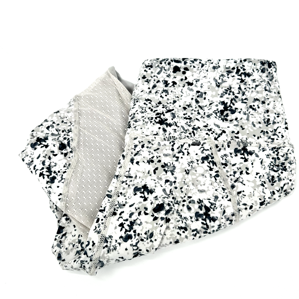 Athleta Womens Small White Sandstone Salutation Leggings with Mesh Panels for Activewear