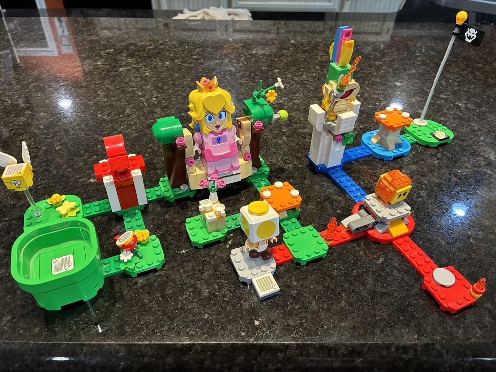 Lego Super Mario Adventures With Peach 71403 Starter Course Set