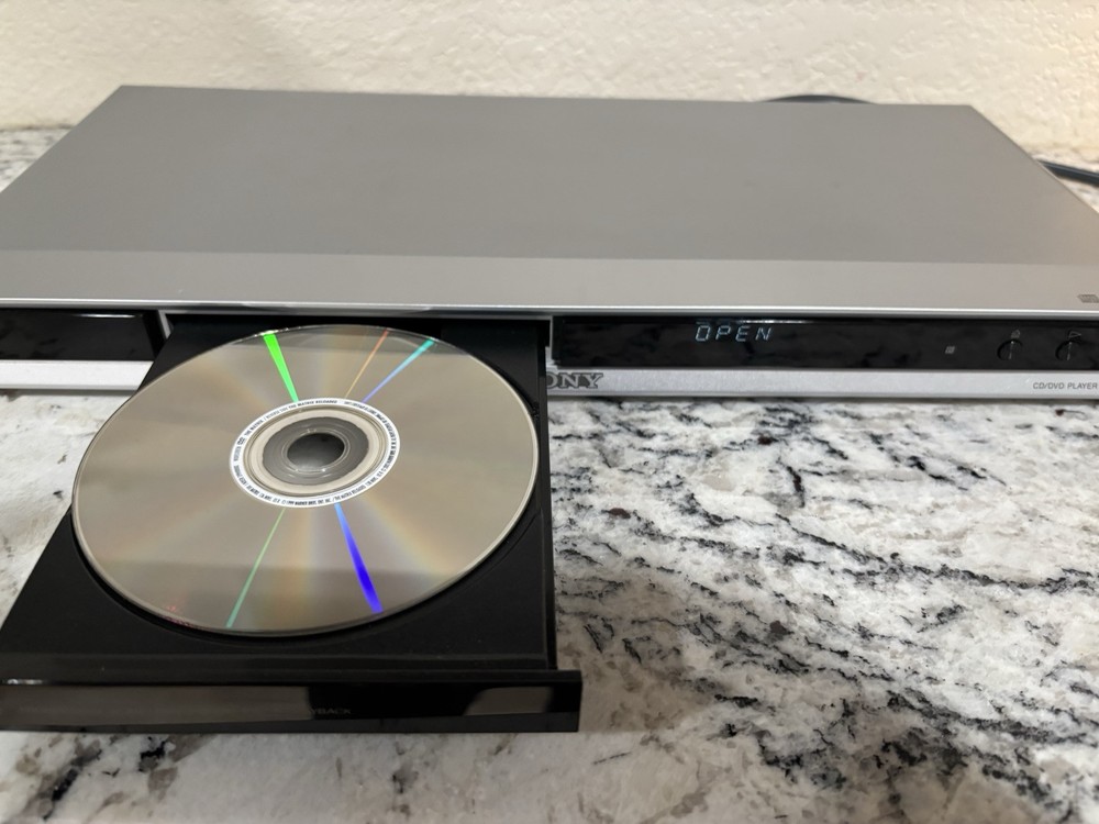 Sony DVP-NS57P Silver CD DVD Player with Progressive Scan Tested No Remote