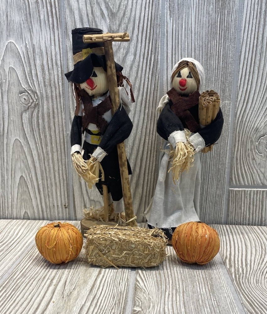 Corn Husk Scarecrow Thanksgiving Pilgrim Folk Art Man Woman Straw Bale Pumpkins